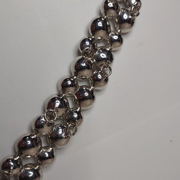 Silver Tone Heavy Metal Circle Bracelet - Picture 12 of 13